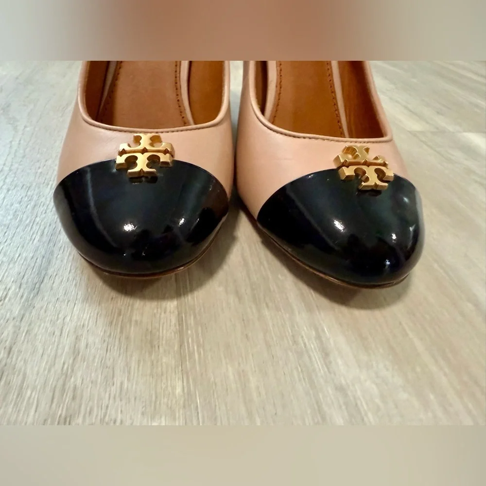 Tory Burch Black and Tan Wedge Shoes pumps Sz 8 M